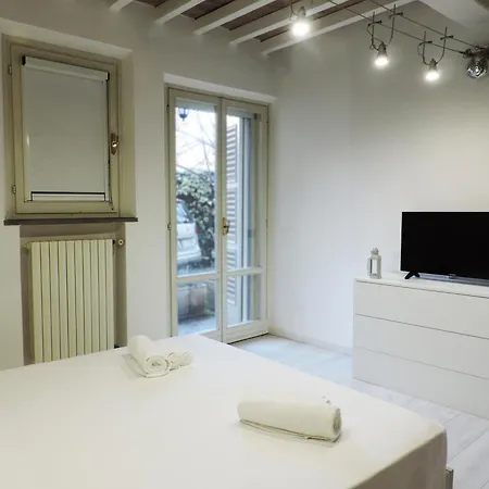 Apartamento Atena - Casa Indipendente E Romantica Anche A Parma